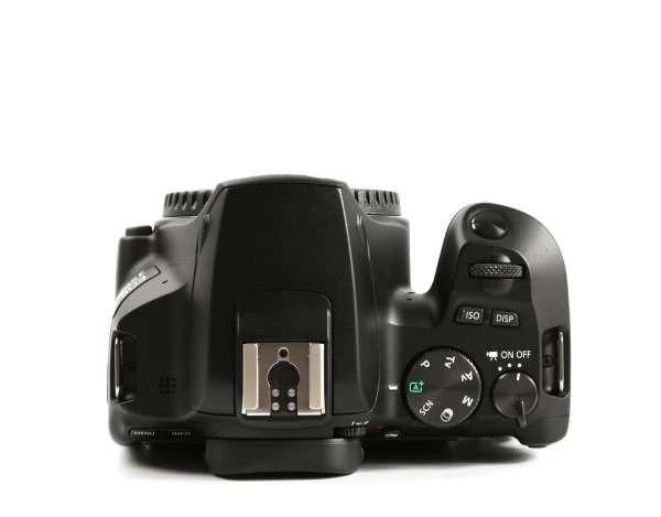 Canon EOS 250D DSLR Camera + 18-55mm f/3.5-5.6 III Lens-04