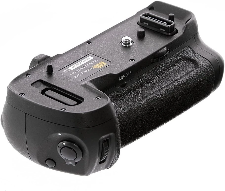 Nikon MB-D18 Battery Grip for Nikon D850-08
