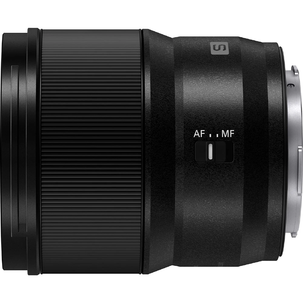 Panasonic LUMIX S 18mm f/1.8 Lens-03