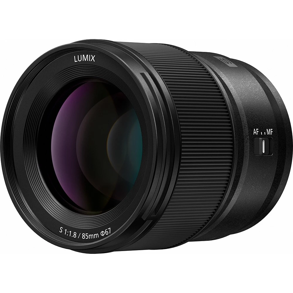 Panasonic LUMIX S 85mm f/1.8 Lens-04