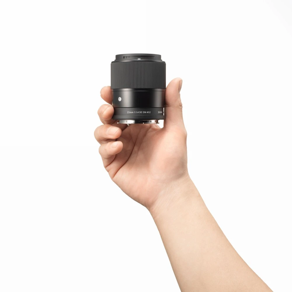 Sigma 23mm f/1.4 DC DN Contemporary Lens for Fujifilm X-04