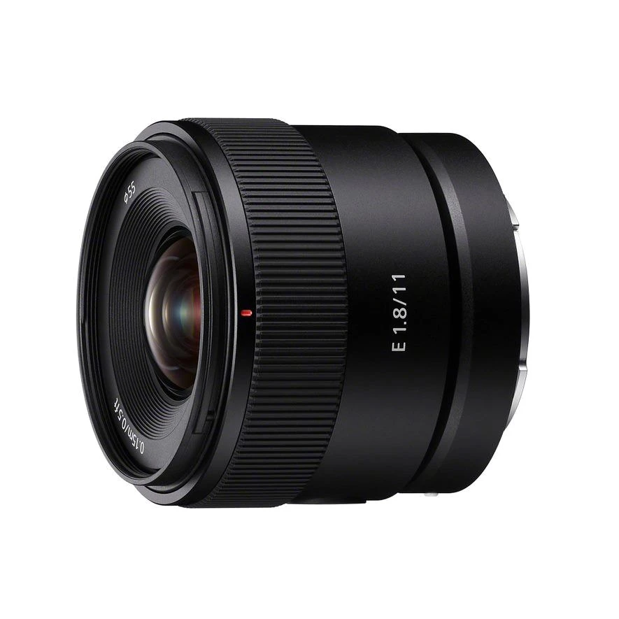 Sony E 11mm f/1.8 Lens (SEL11F18)-01