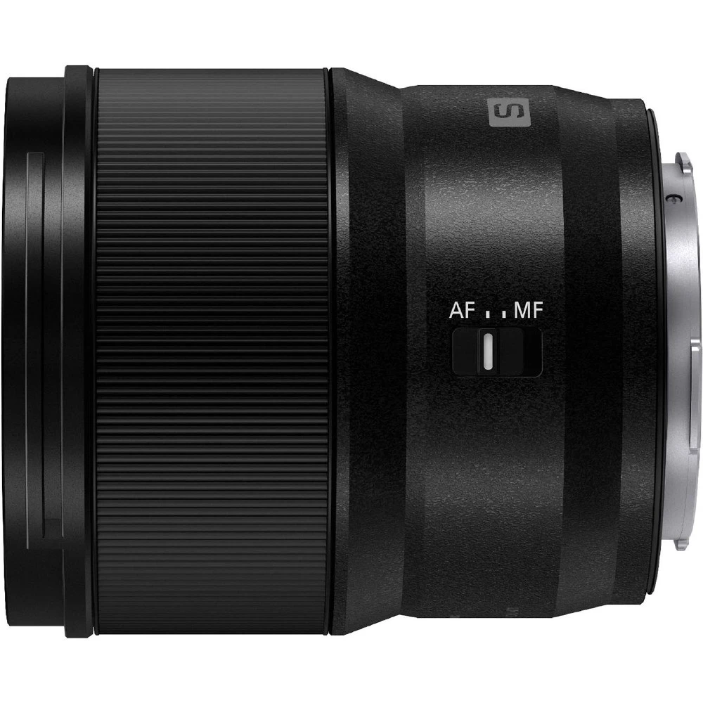 Panasonic LUMIX S 24mm f/1.8 Lens-04