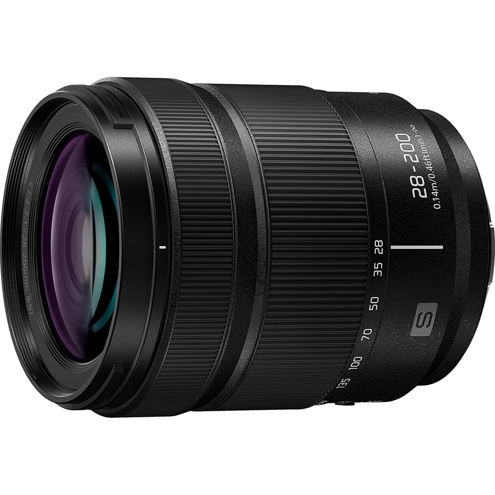 Panasonic Lumix S 28-200mm f/4-7.1 Macro OIS Lens-01